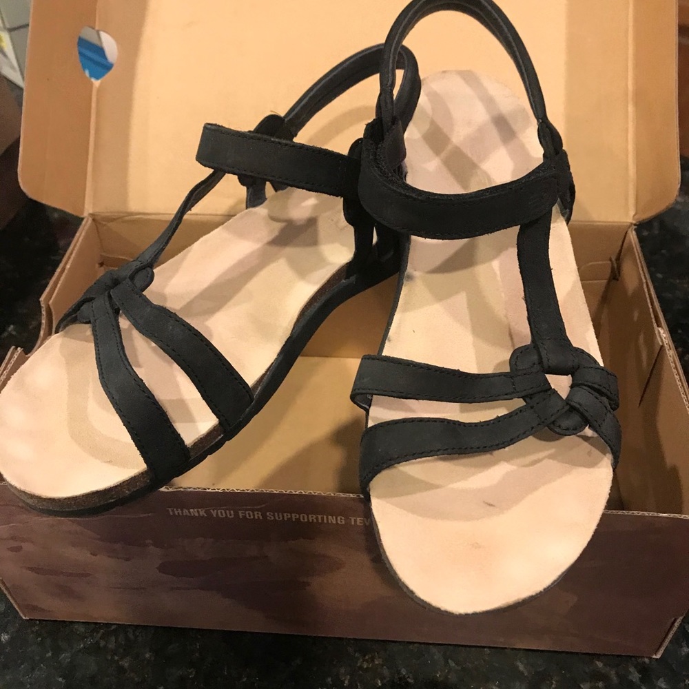 TEVA Ventura Cork Black 9.5 women’s